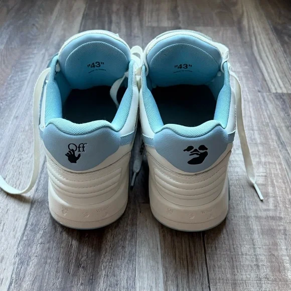 Off white ooo
